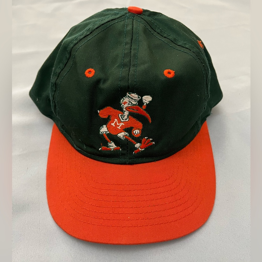 VINTAGE MIAMI HURRICANES snapback hat | OS